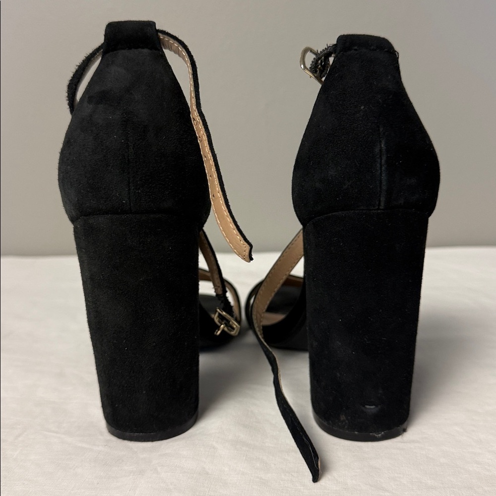 Steve Madden Black Ankle Strap Heels Size 8M 4” Block Heel - Picture 4 of 9